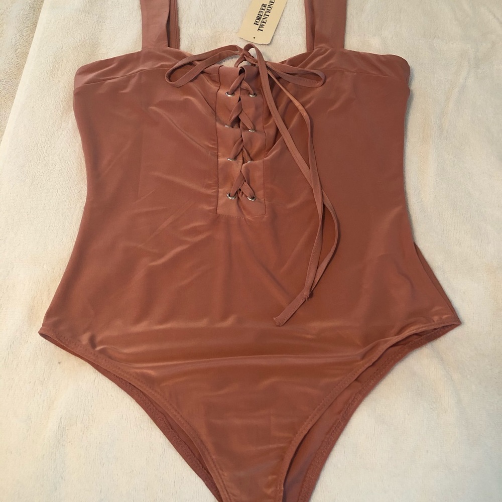 Mauve top